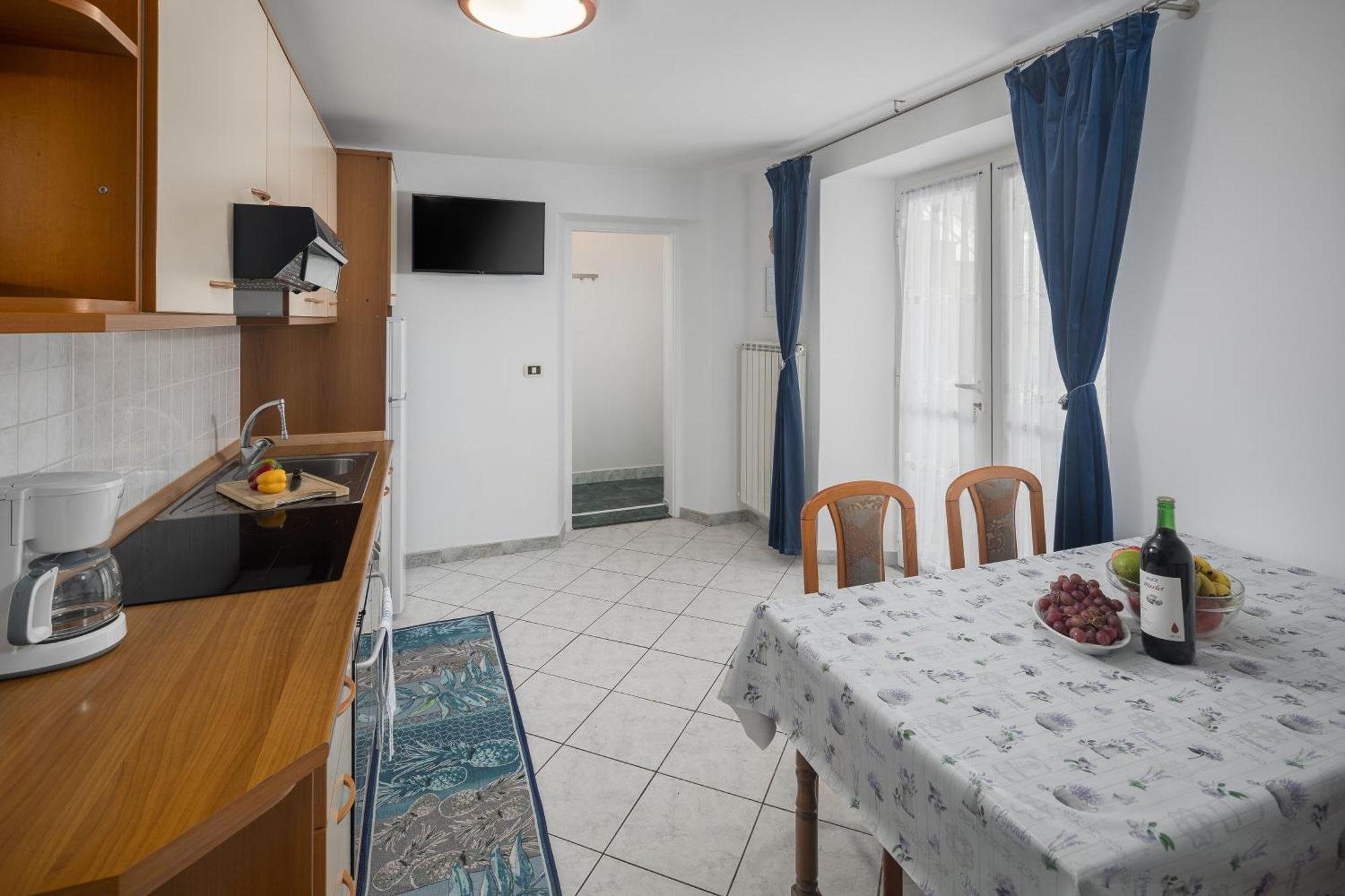 Apartments By The Sea Zambratija, Umag - 2557 Szoba fotó